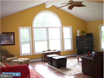 135 Line Road Robbinsville, NJ 08691 - Photo 7 of 12 Gallery Image 7