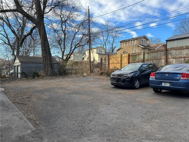 $450,000 | 5122 The Paseo, Kansas City, MO 64110