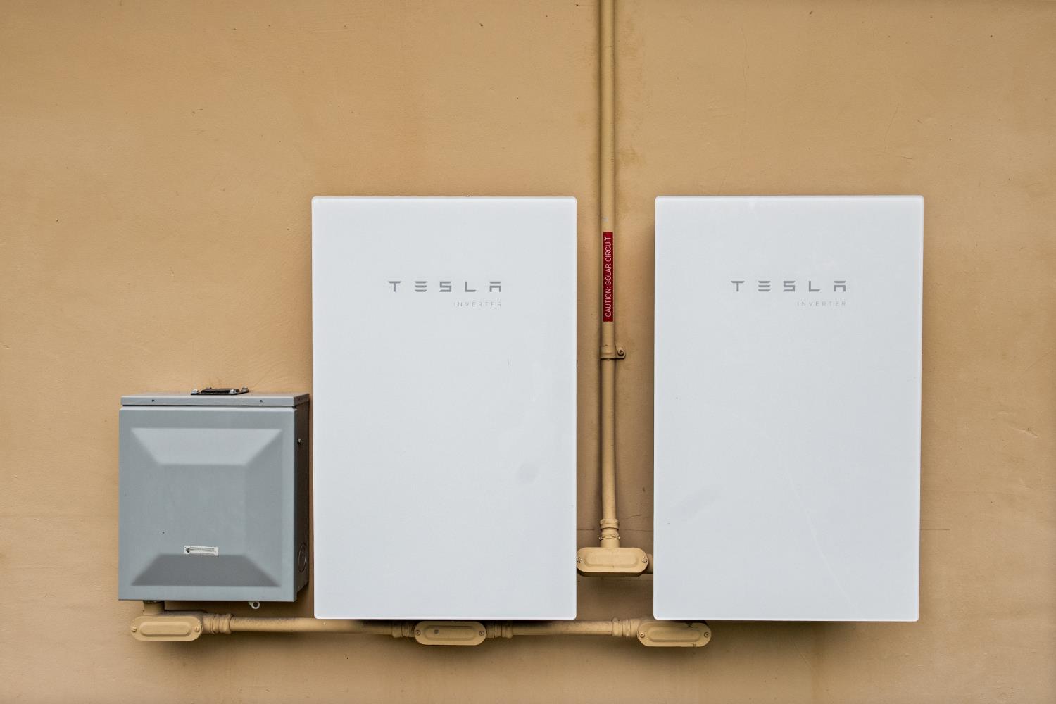 9003 Cedar Ridge Drive Granite Bay, CA 95746 - Photo 57 of 65 a view of an empty room with a door