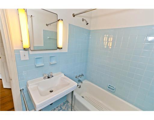 431 McKinney Road Wexford, PA 15090 - Photo 11 of 18 Master Bath/Spa.