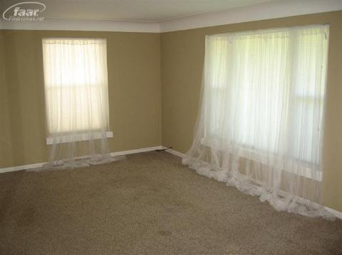 7168 Jordan Road Grand Blanc, MI 48439 - Photo 4 of 27 20256974-3.JPG