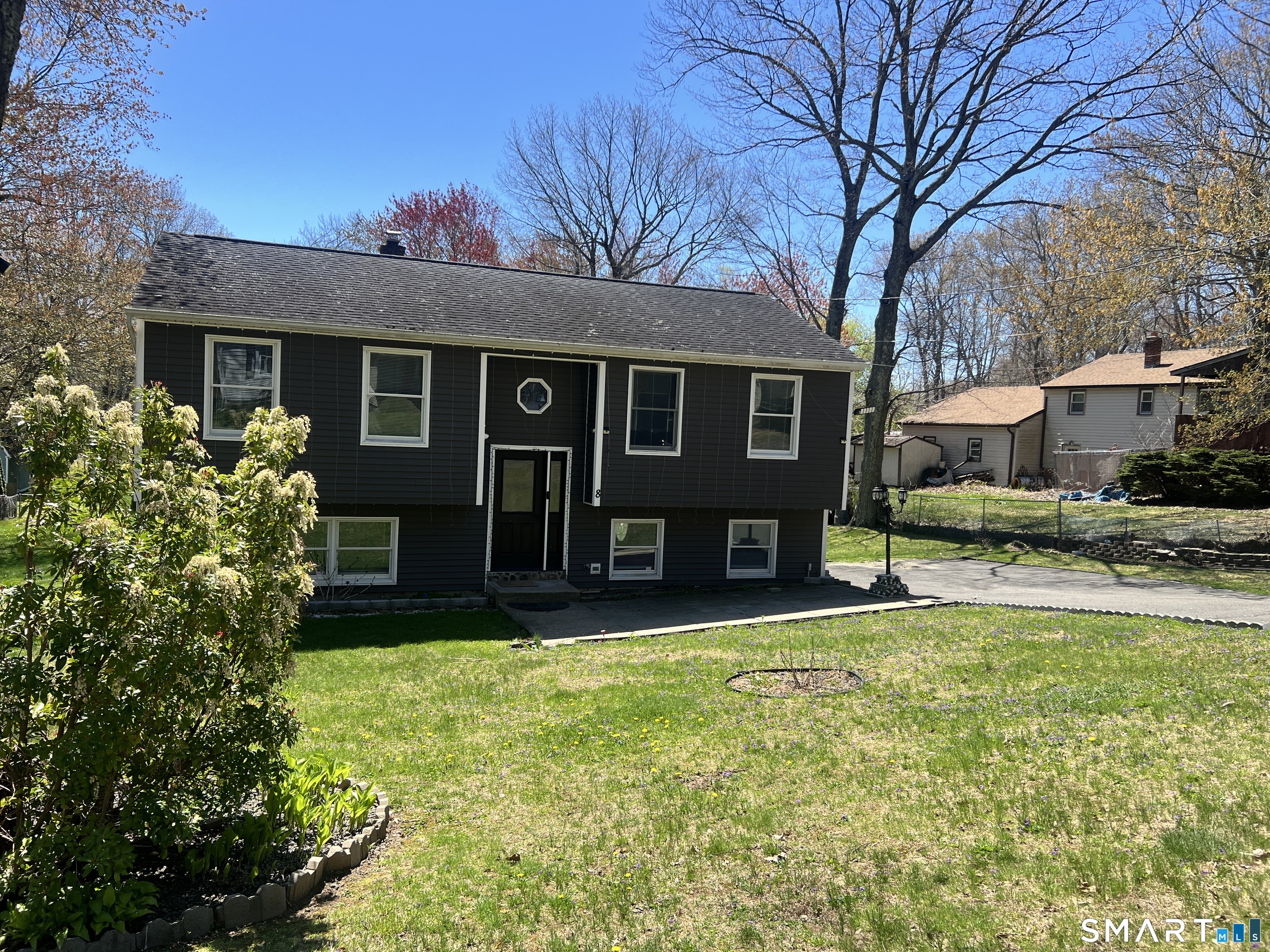 8 Rocco Avenue Wolcott, CT 06716 - Photo 2 of 22