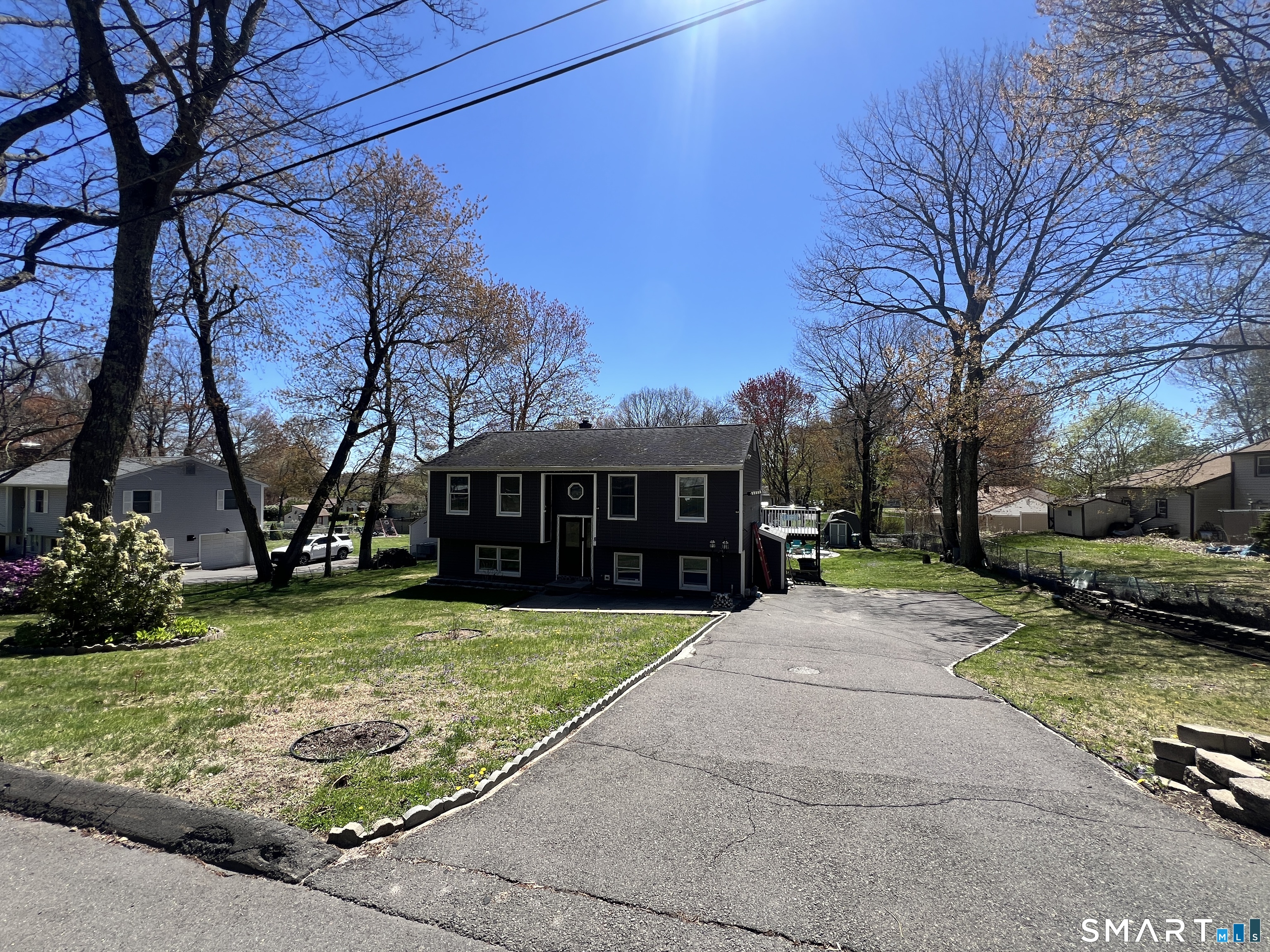 8 Rocco Avenue Wolcott, CT 06716 - Photo 4 of 22
