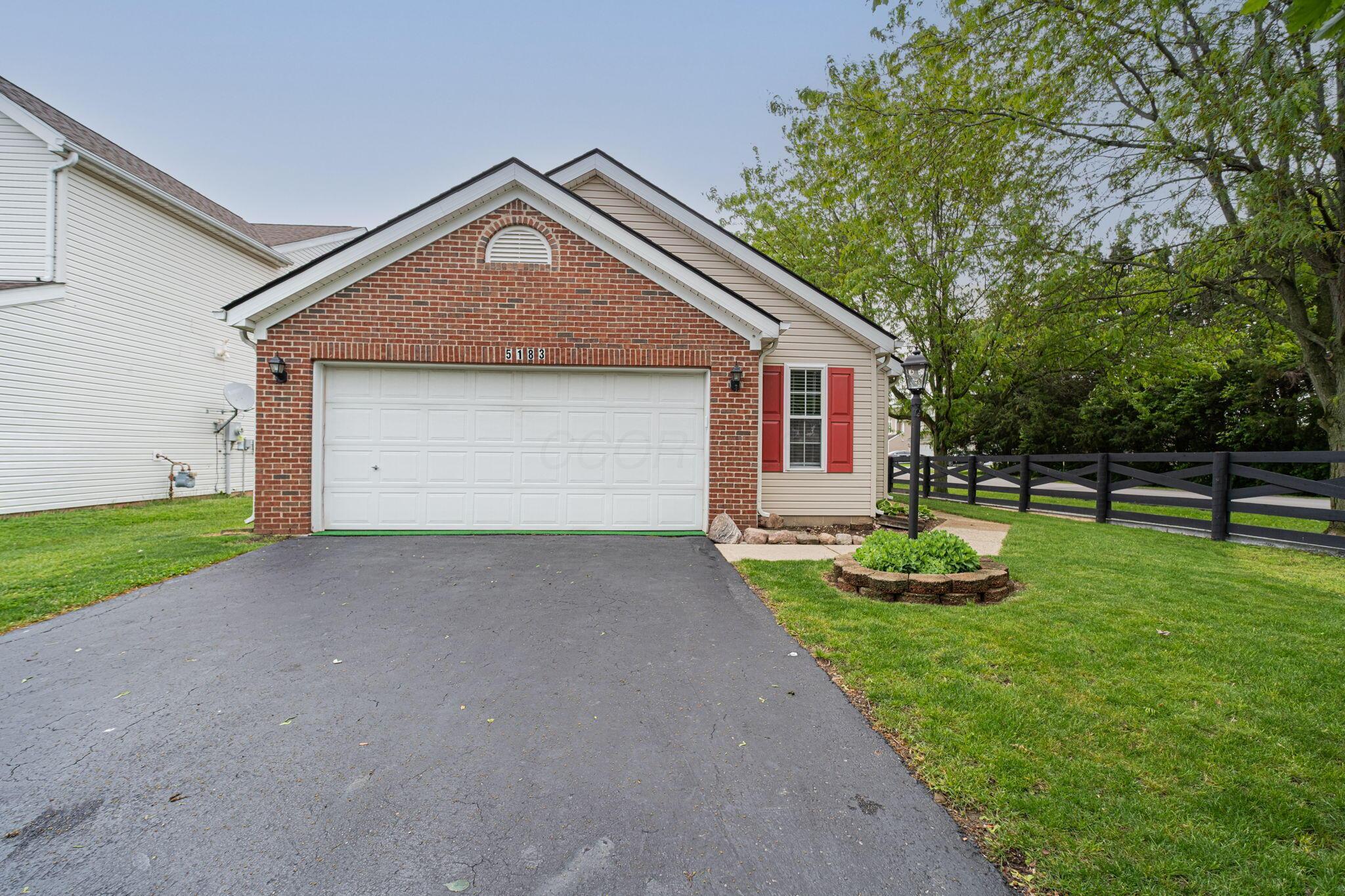 5183 Baker Ridge Drive Columbus, OH 43228 - Photo 2 of 39