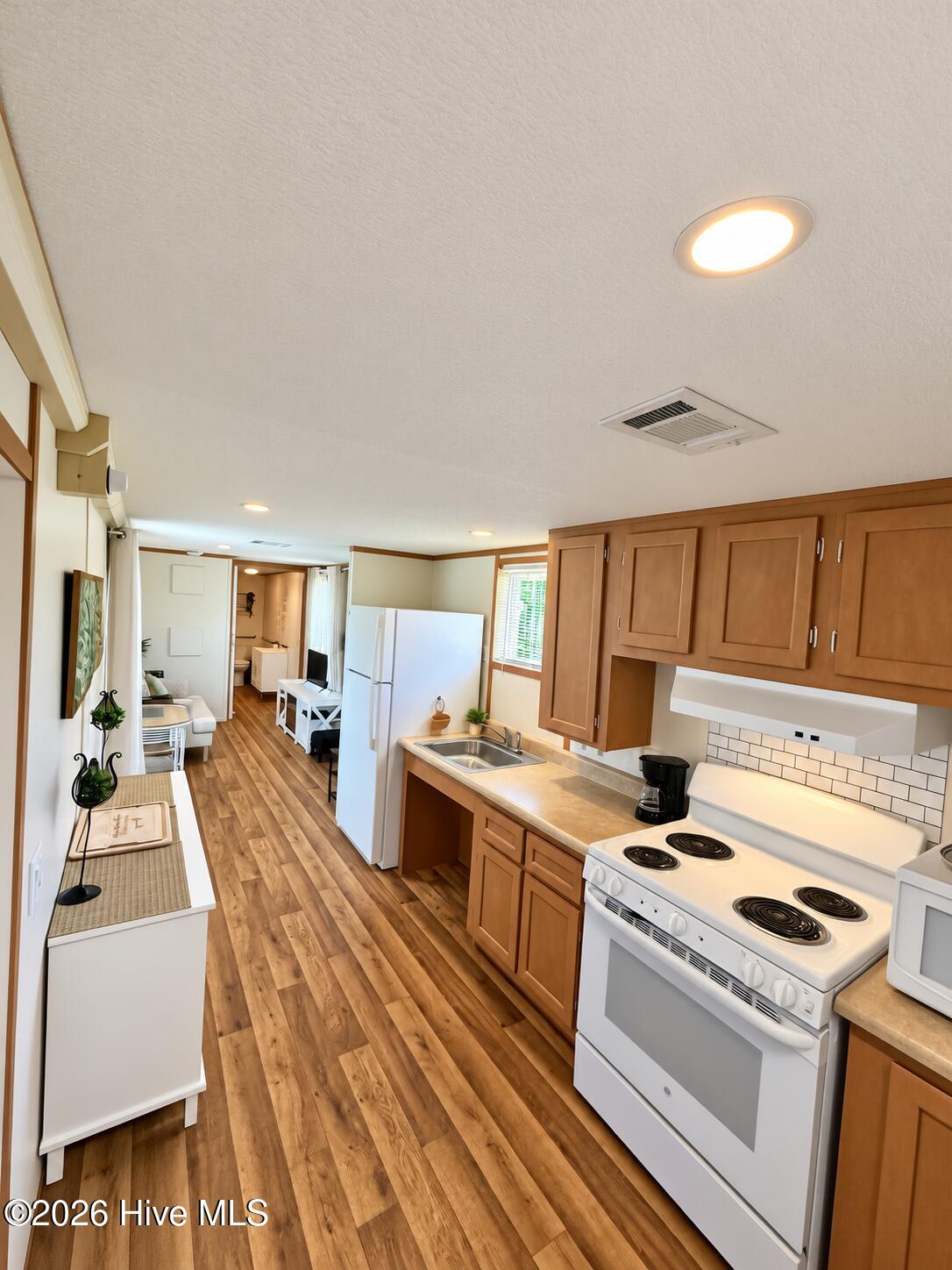 111 Woodpecker Road Holly Ridge, NC 28445 - Photo 25 of 32 Dundee