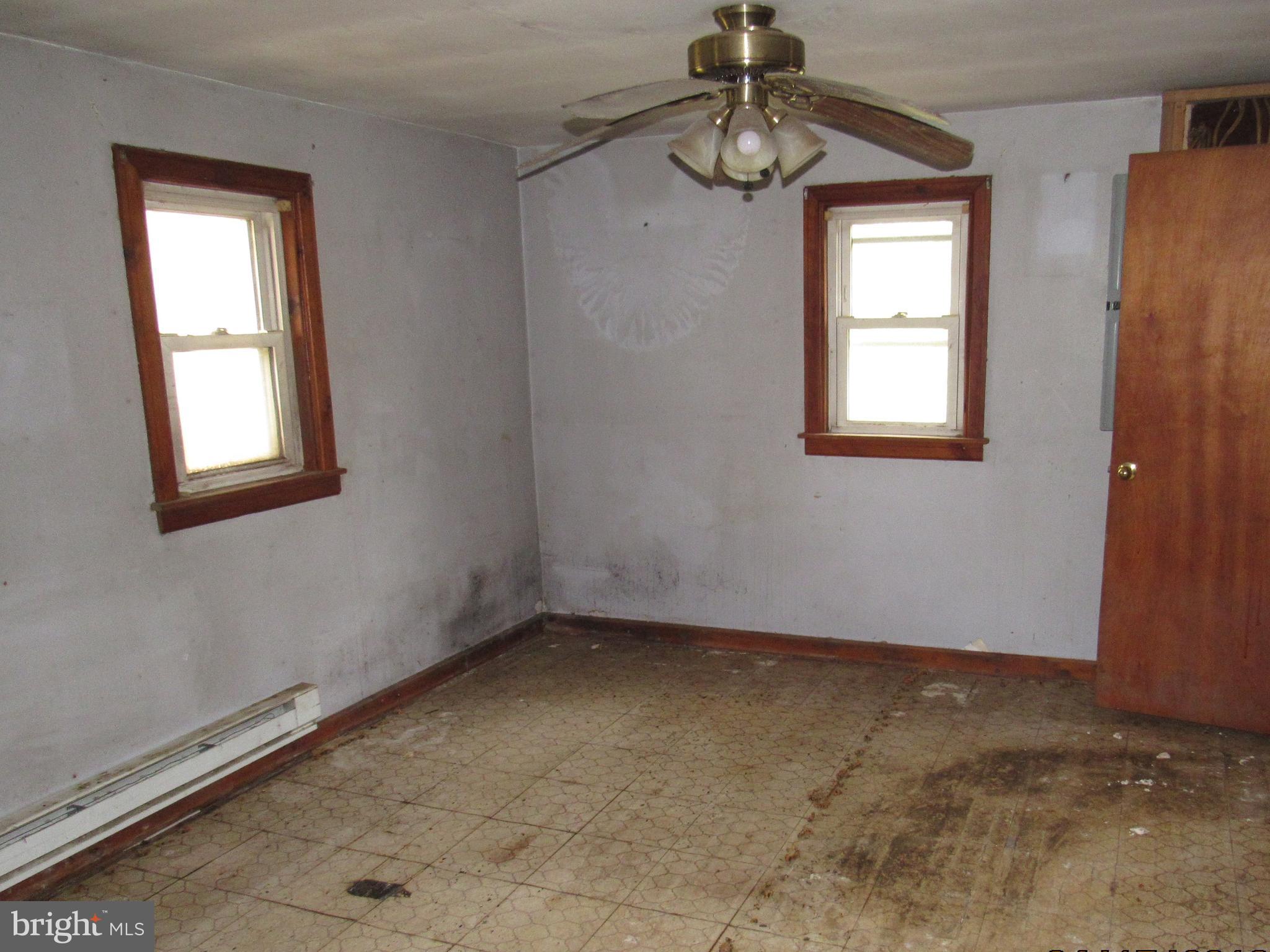257 Three Bridge Road Monroeville, NJ 08343 - Photo 8 of 14