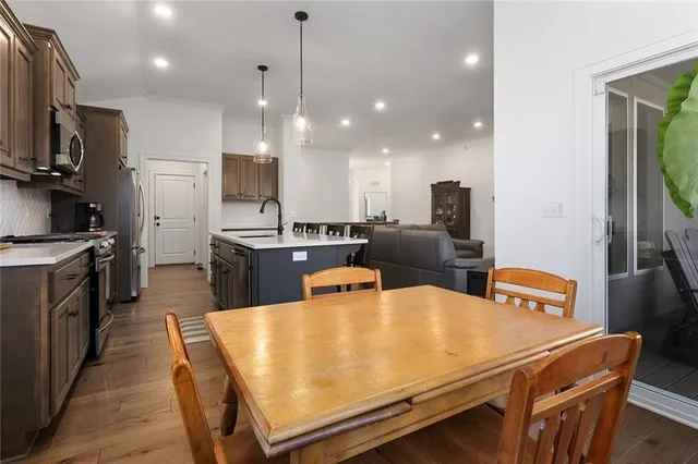 $560,000 | 6615 Northwest 107 Street, Kansas City, MO 64154