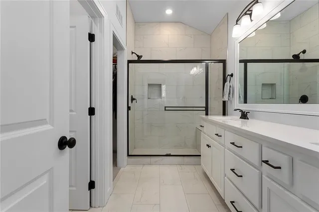 $560,000 | 6615 Northwest 107 Street, Kansas City, MO 64154