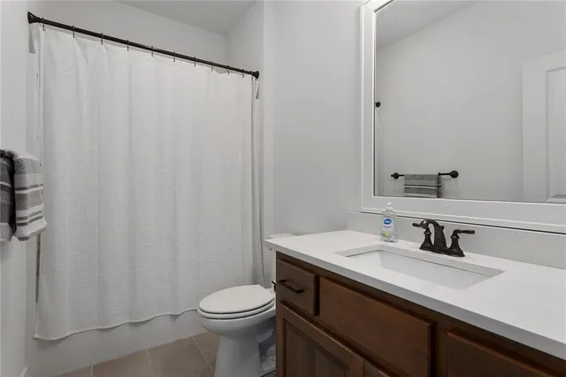 $570,000 | 6615 Northwest 107 Street, Kansas City, MO 64154