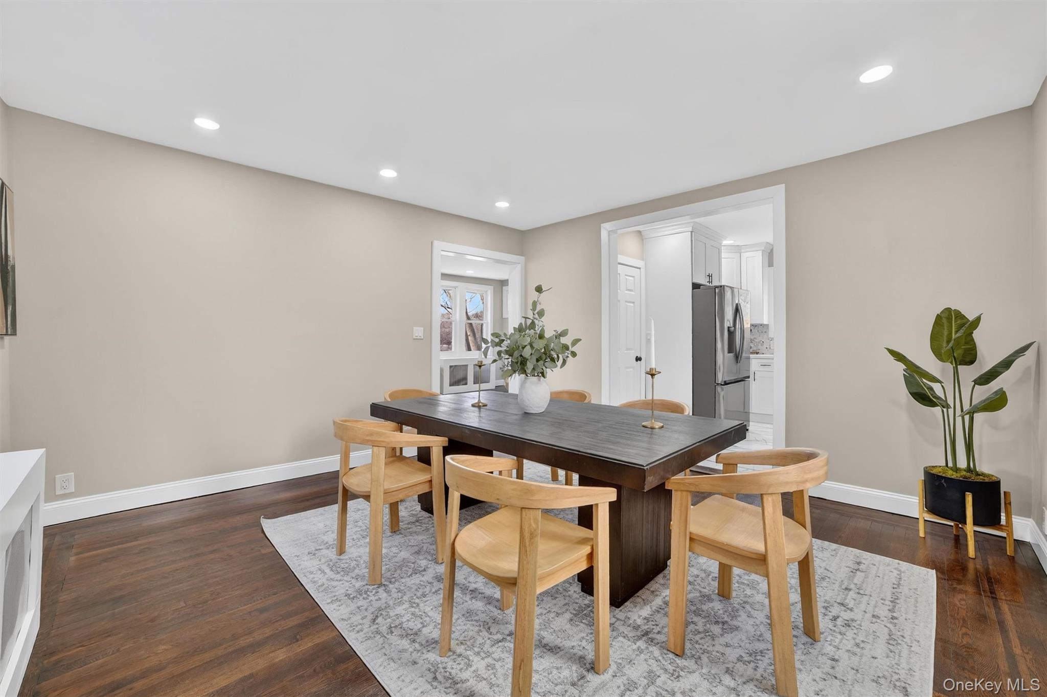 94 Jervis Road Yonkers, NY 10705 - Photo 11 of 50 a view of a dining room with furniture