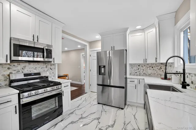 $799,000 | 94 Jervis Road, Yonkers, NY 10705