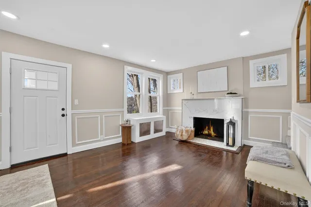 $799,000 | 94 Jervis Road, Yonkers, NY 10705