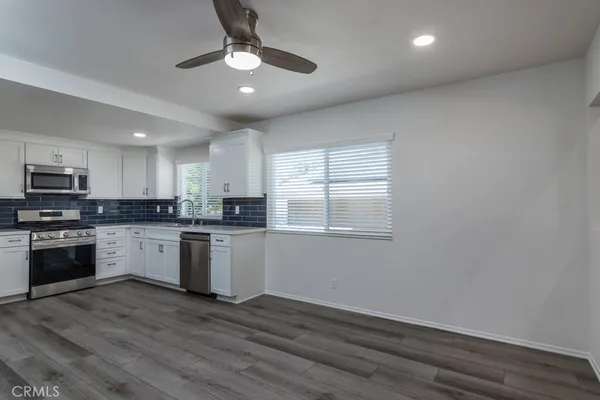 $4,000 | 25040 Everett Drive, Newhall, CA 91321