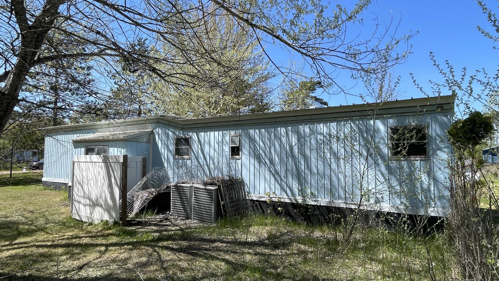 5985 Roehrs Road Beaverton, MI 48612 - Photo 5 of 24
