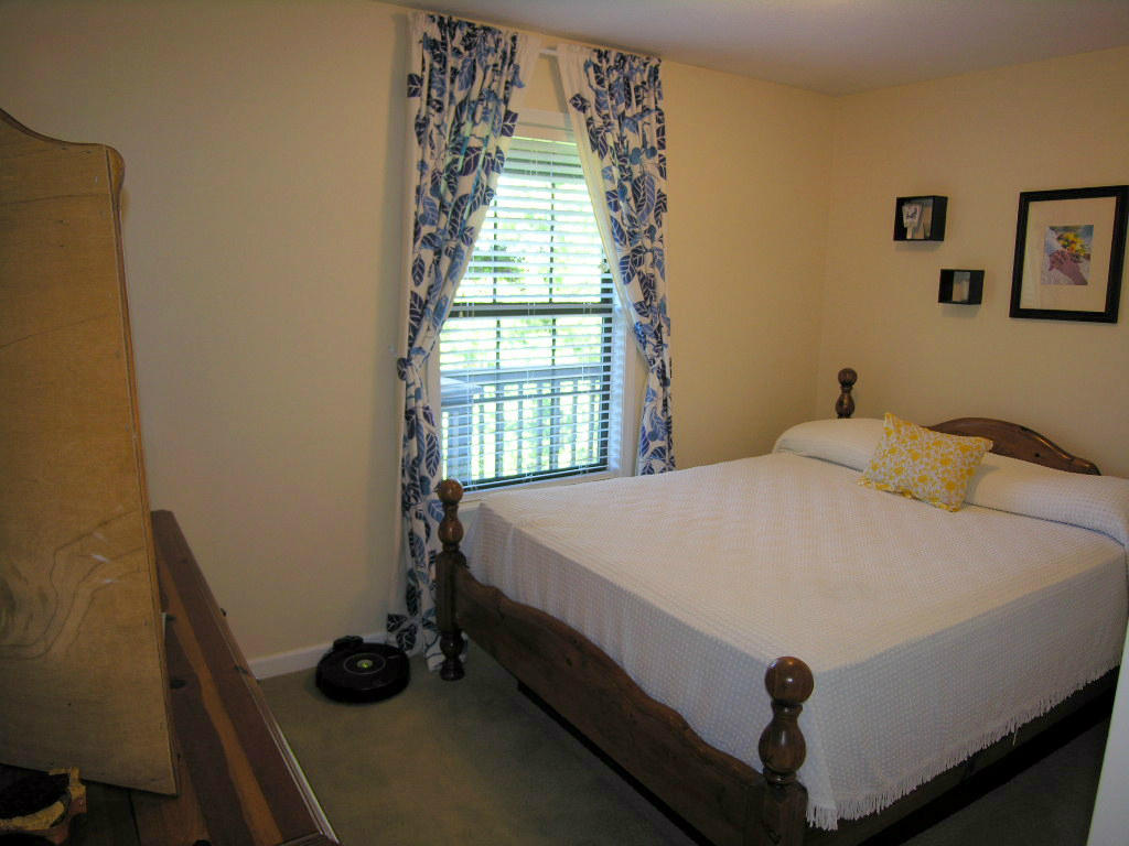 5120 Circle Road Corryton, TN 37721 - Photo 8 of 18 Guest Bedroom 2