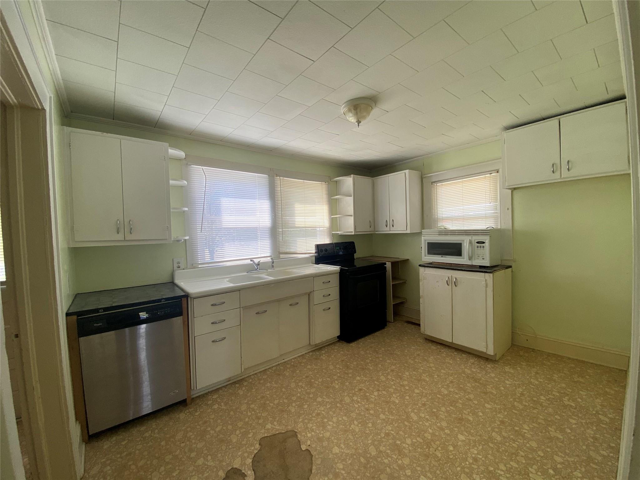 1223 Sawmill Road Conover, NC 28613 - Photo 9 of 17 Gallery Image 9