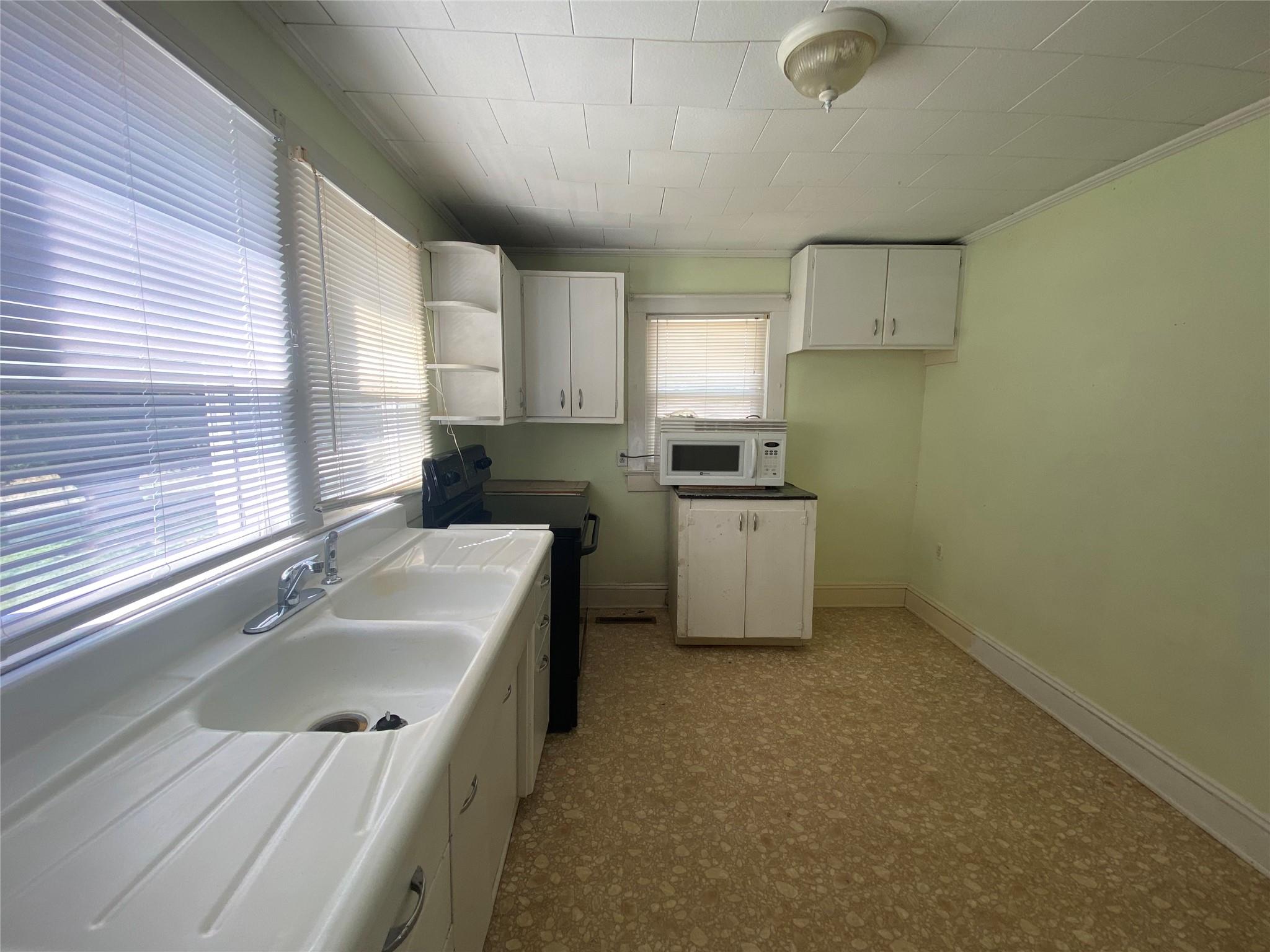 1223 Sawmill Road Conover, NC 28613 - Photo 10 of 17 Gallery Image 10