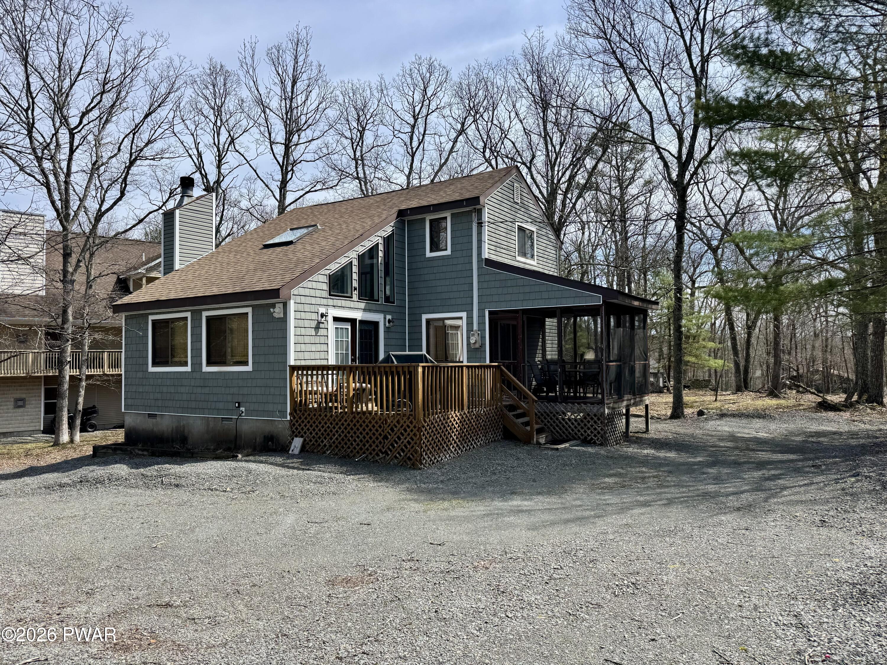 215 Tanager Road Lackawaxen, PA 18435 - Photo 2 of 48 IMG_4672 (1)