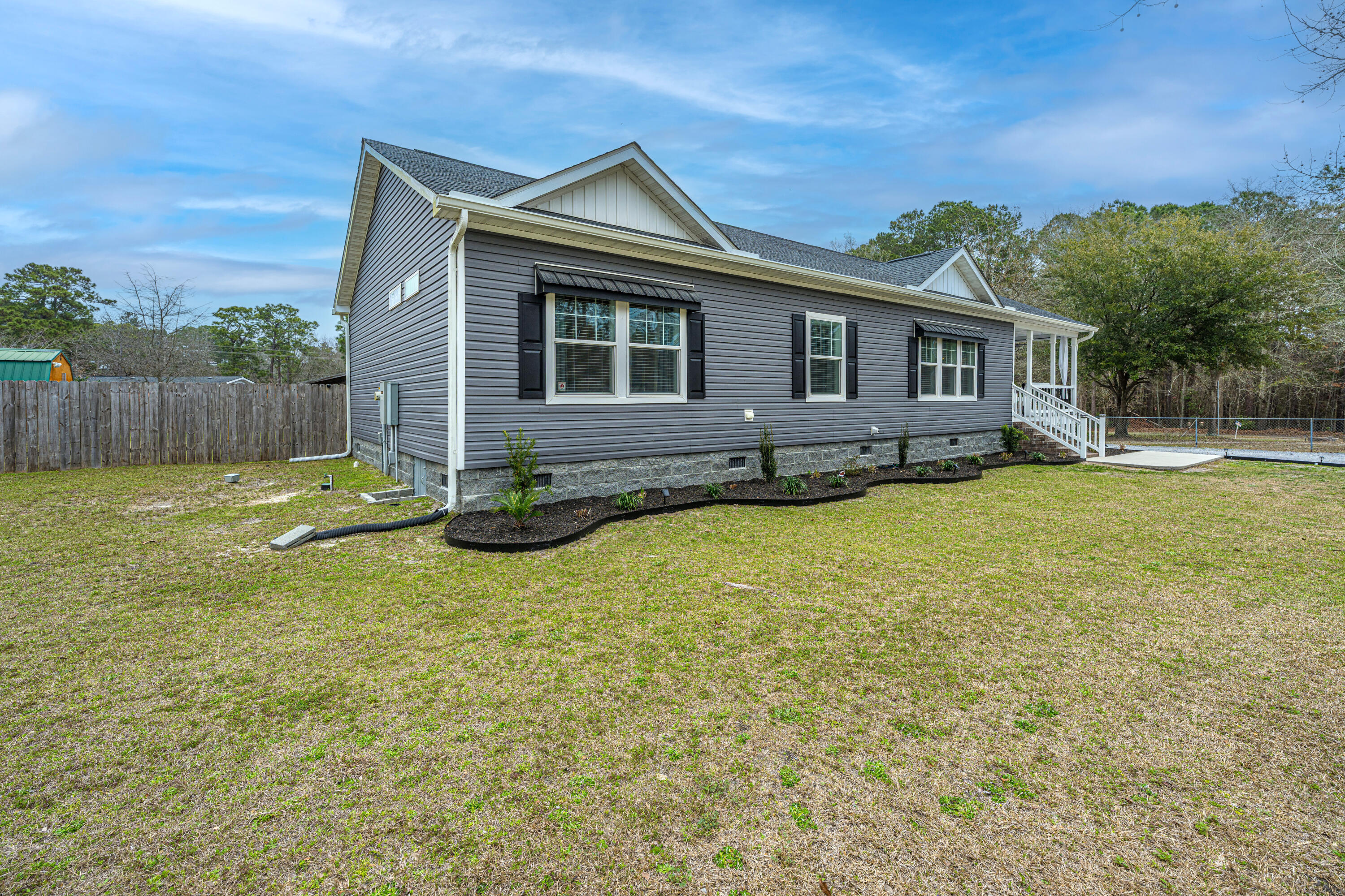 164 Albacore Road Bonneau, SC 29431 - Photo 4 of 72 164AlbacoreREDO007
