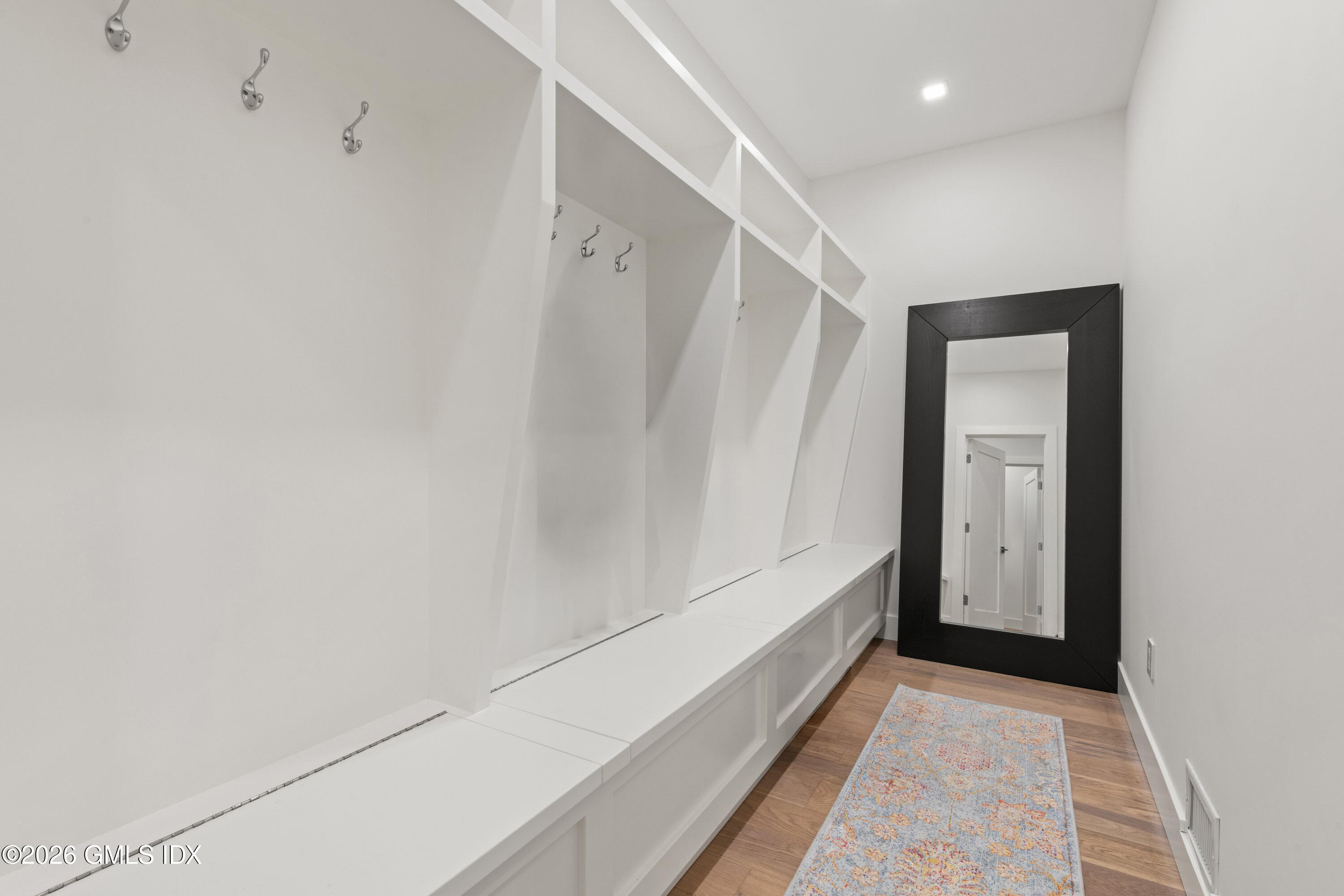 89 Indian Field Road Greenwich, CT 06830 - Photo 16 of 40 2.31 Mudroom