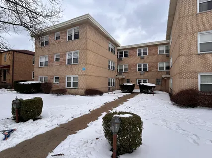 $195,000 | 4629 Main Street, Unit 2B, Skokie, IL 60076