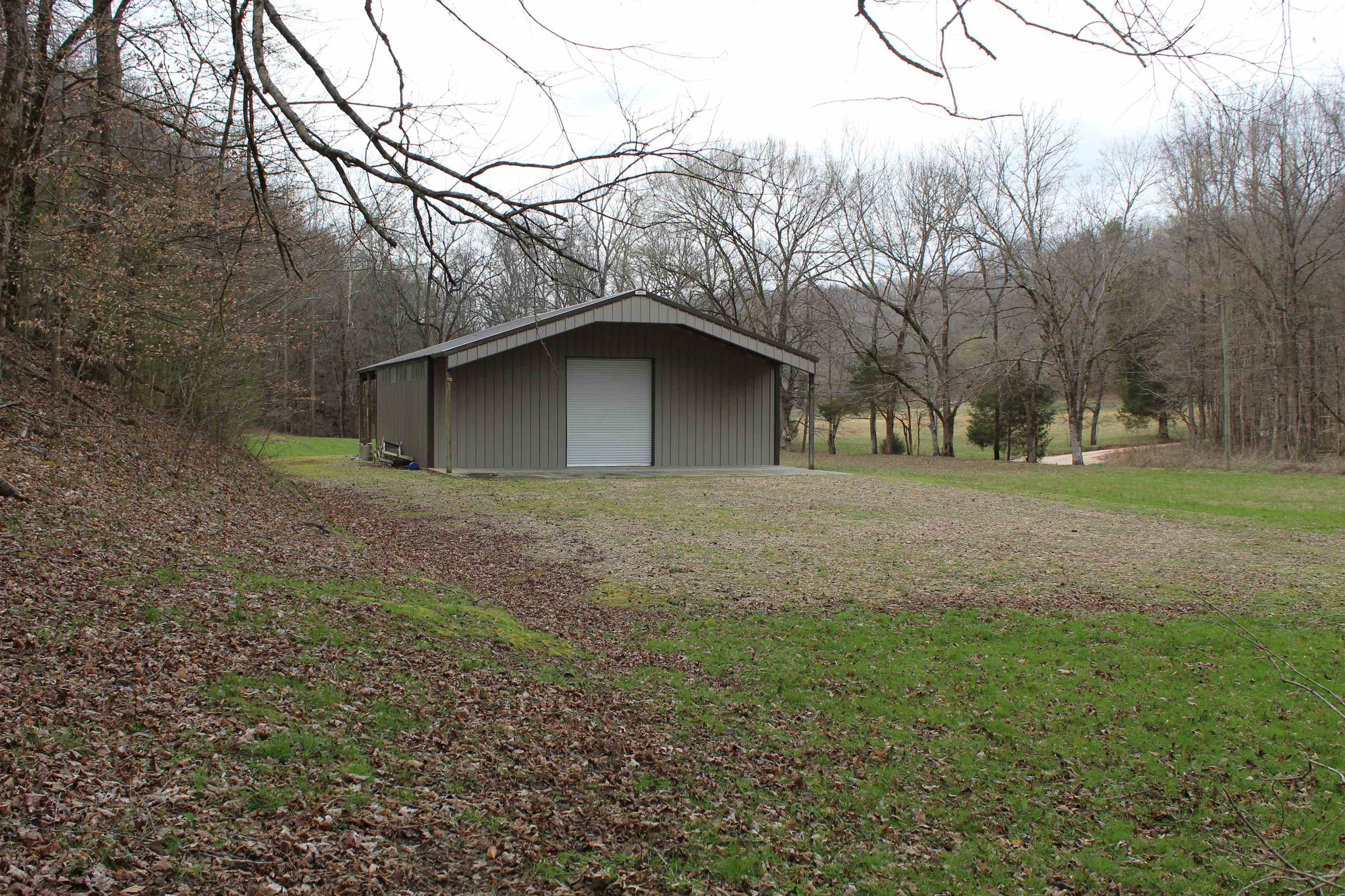 3482 Waterfall Creek Road Collinwood, TN 38450 - Photo 38 of 40