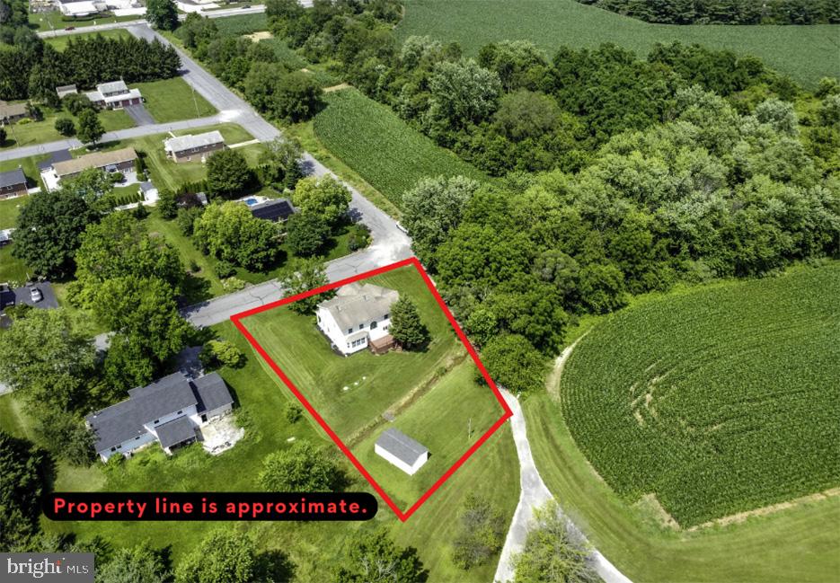 105 Margate Road York, PA 17408 - Photo 39 of 43 an aerial view of a residential houses with outdoor space and street view