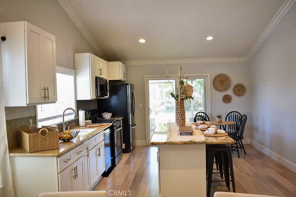 3373 Vallejo Street Riverside, CA 92503 - Photo 11 of 33