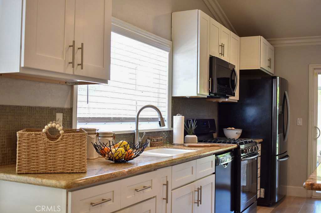 3373 Vallejo Street Riverside, CA 92503 - Photo 16 of 33