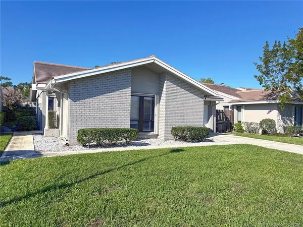 $2,350 | 4211 Southwest Egret Pond Terrace, Palm City, FL 34990