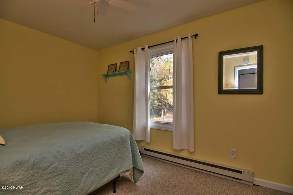 2025 Roamingwood Road Lake Ariel, PA 18436 - Photo 57 of 86