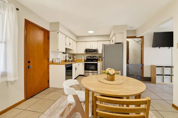 $219,900 | 1403 8th Street, Reedsburg, WI 53959