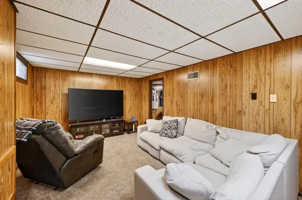 $217,900 | 1403 8th Street, Reedsburg, WI 53959