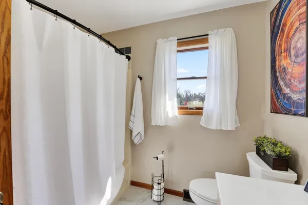 $219,900 | 1403 8th Street, Reedsburg, WI 53959