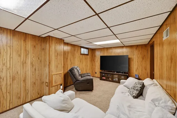 $217,900 | 1403 8th Street, Reedsburg, WI 53959