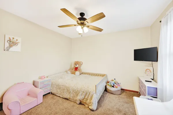 $219,900 | 1403 8th Street, Reedsburg, WI 53959