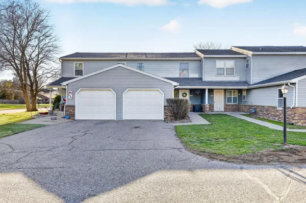 $217,900 | 1403 8th Street, Reedsburg, WI 53959