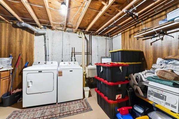 $219,900 | 1403 8th Street, Reedsburg, WI 53959