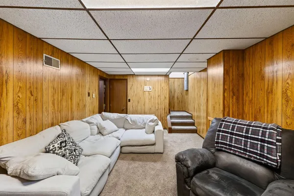 $219,900 | 1403 8th Street, Reedsburg, WI 53959