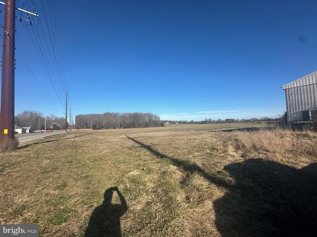 $600,000 | 236 East Lake Road, Pilesgrove, NJ 08098