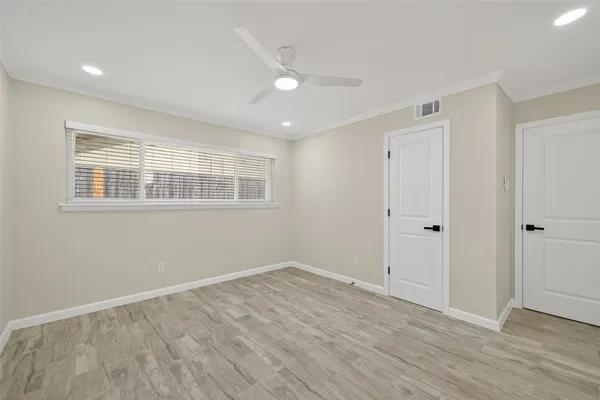 $369,000 | 9642 Meadowglen Lane, Houston, TX 77063