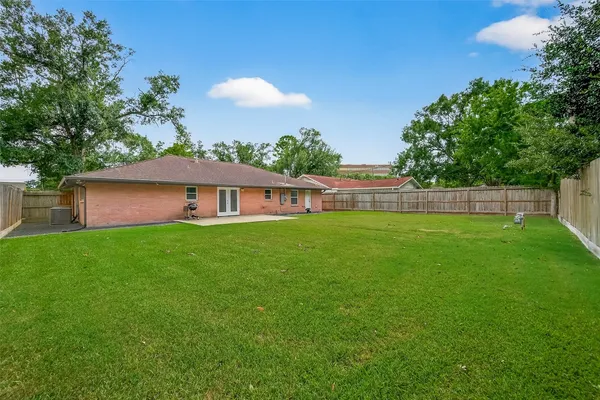 $369,000 | 9642 Meadowglen Lane, Houston, TX 77063