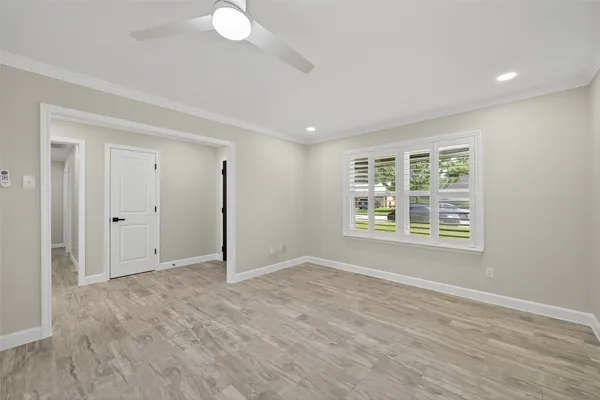 $369,000 | 9642 Meadowglen Lane, Houston, TX 77063