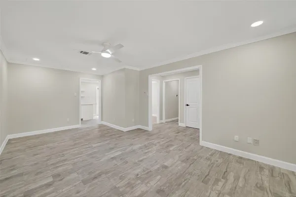 $369,000 | 9642 Meadowglen Lane, Houston, TX 77063