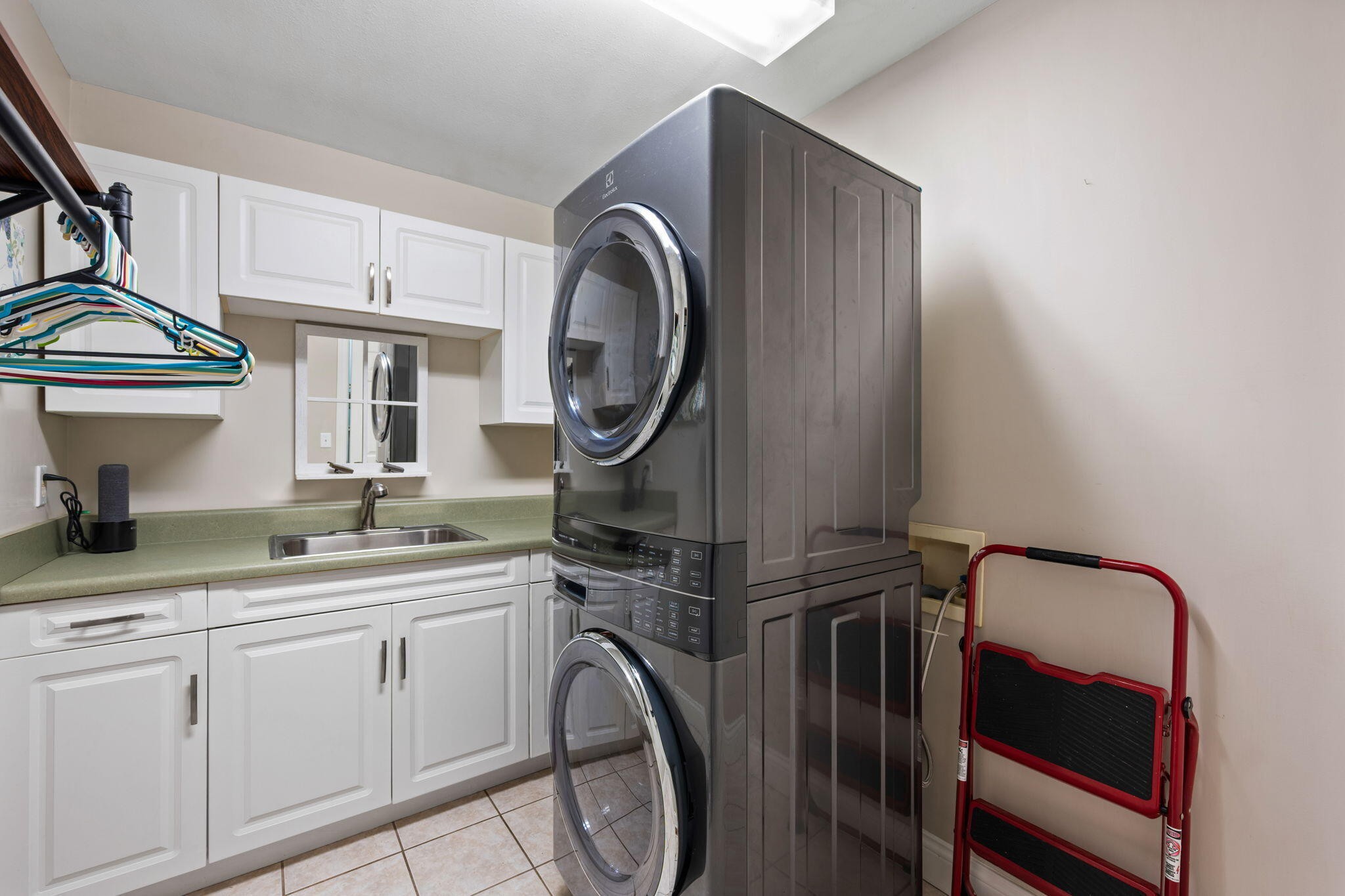 153 Nix Road Dunlap, TN 37327 - Photo 38 of 61 a view of a kitchen with washer and dryer