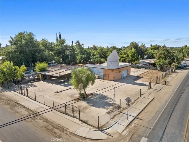 $395,000 | 18499 Shafter Avenue, Shafter, CA 93263