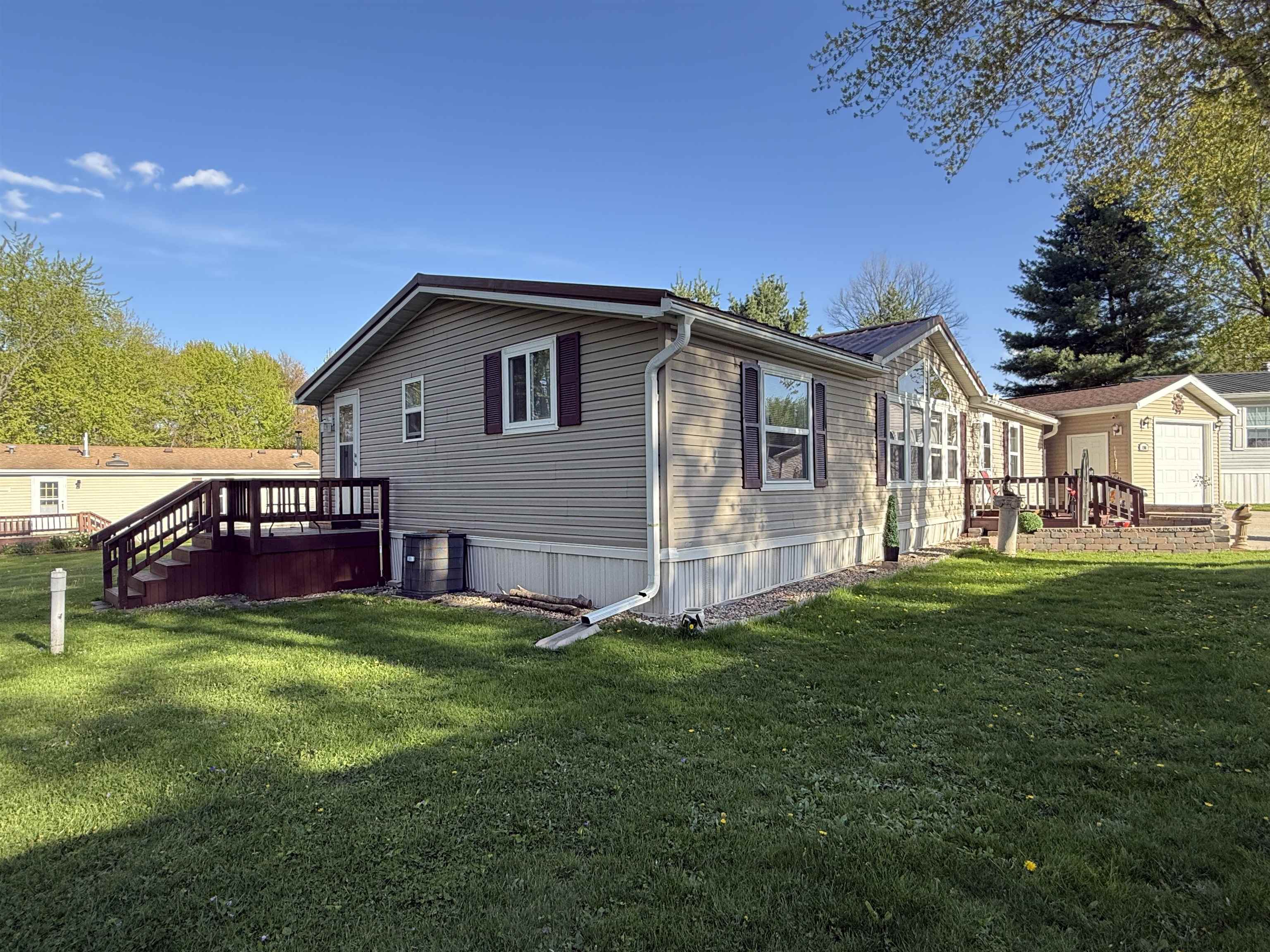 194 Hunters Baraboo, WI 53913 - Photo 31 of 33