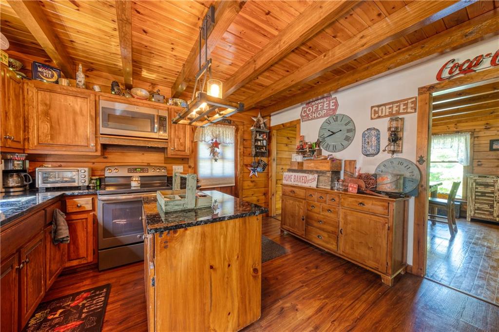 321 Westminster Road Sarver, PA 16055 - Photo 10 of 25 a kitchen with lots of counter top space