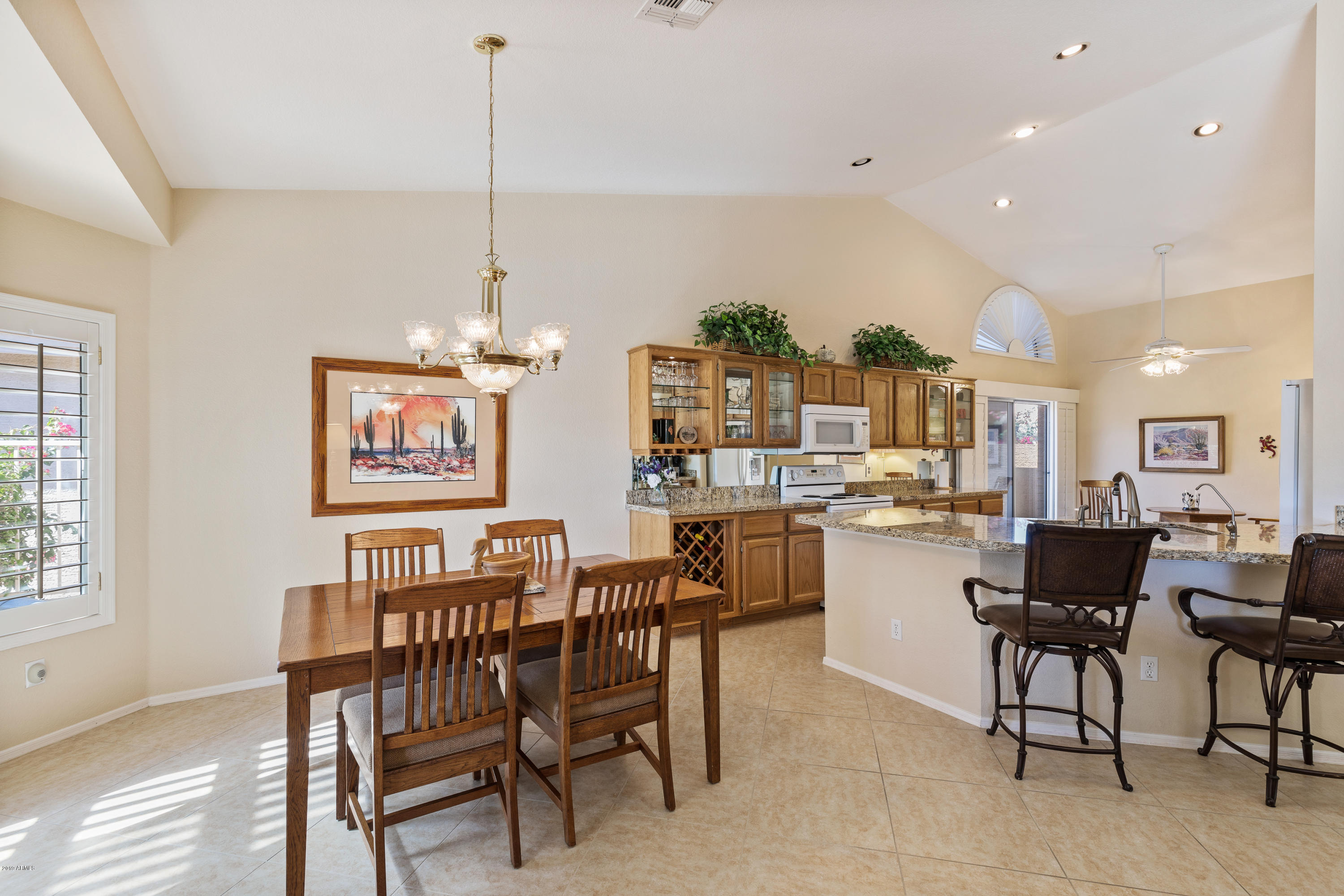 14713 Piccadilly Road Goodyear, AZ 85395 - Photo 11 of 28 010_Dining Kitchen