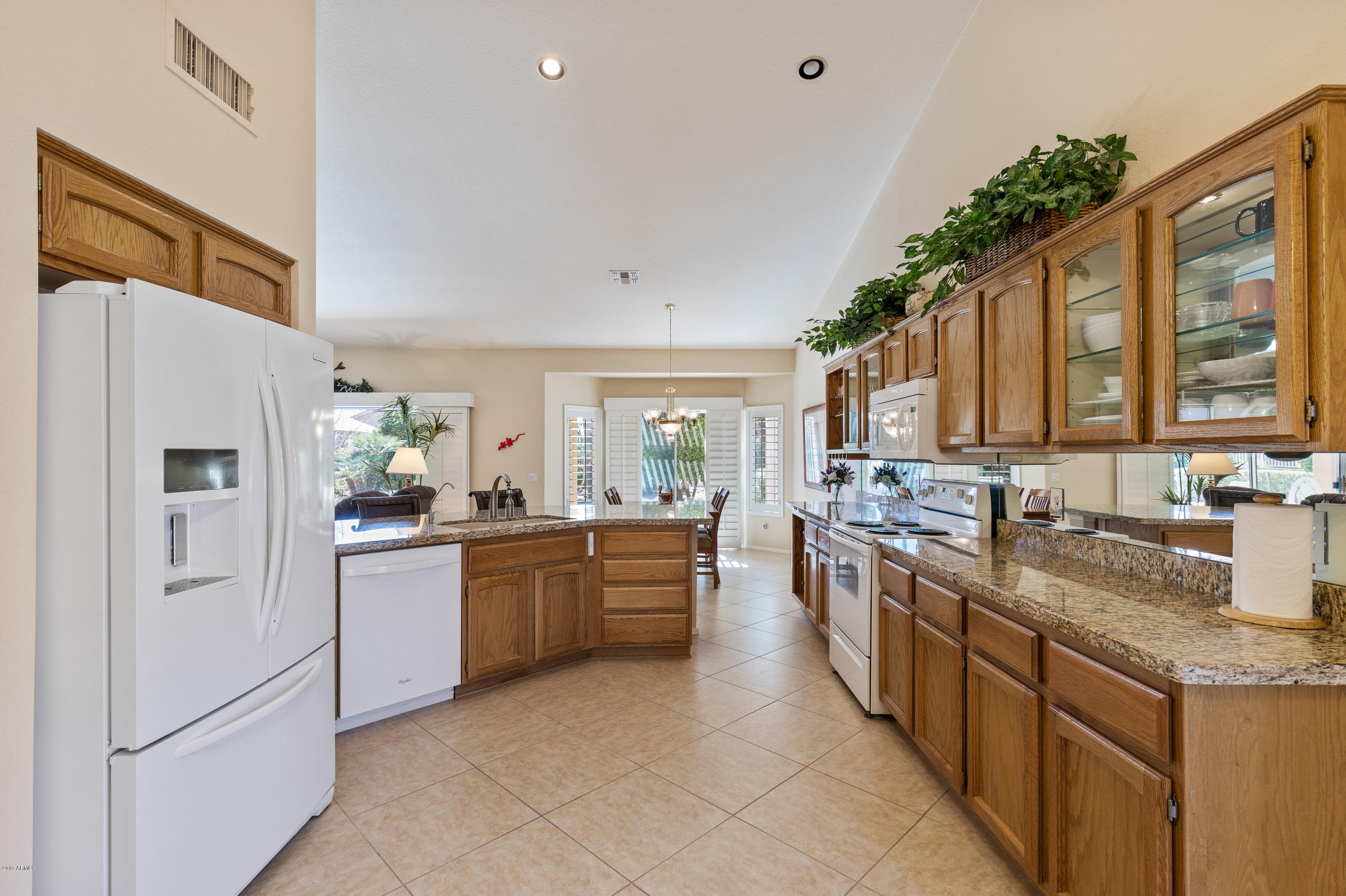 14713 Piccadilly Road Goodyear, AZ 85395 - Photo 16 of 28 015_Kitchen